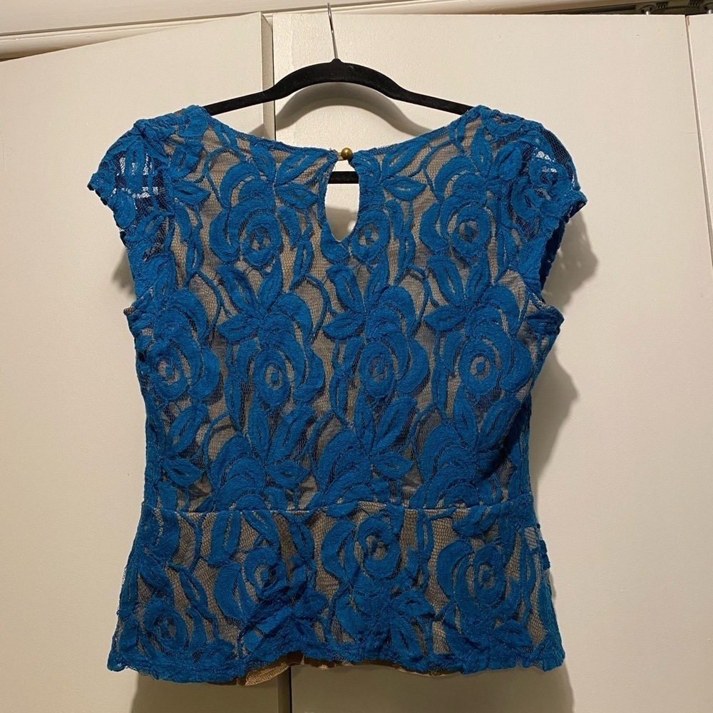 Charlotte Russe Blue Lace Overlay Blouse - Picture 4 of 5